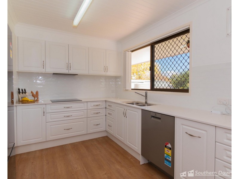 20 Raff Street, Allora QLD 4362