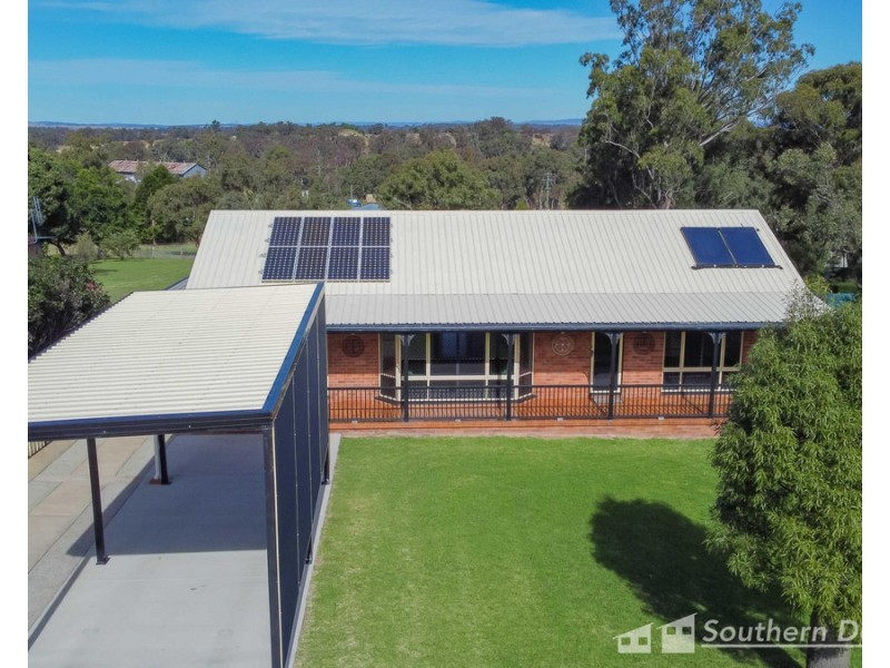 9 Vanneck Street, Yangan QLD 4371