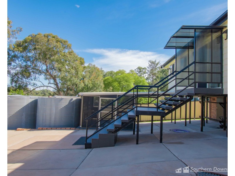 9 Vanneck Street, Yangan QLD 4371