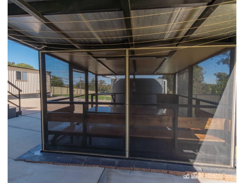 9 Vanneck Street, Yangan QLD 4371