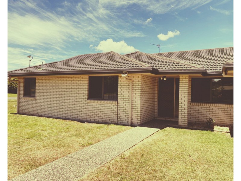 2/15 Junabee Road, Warwick QLD 4370