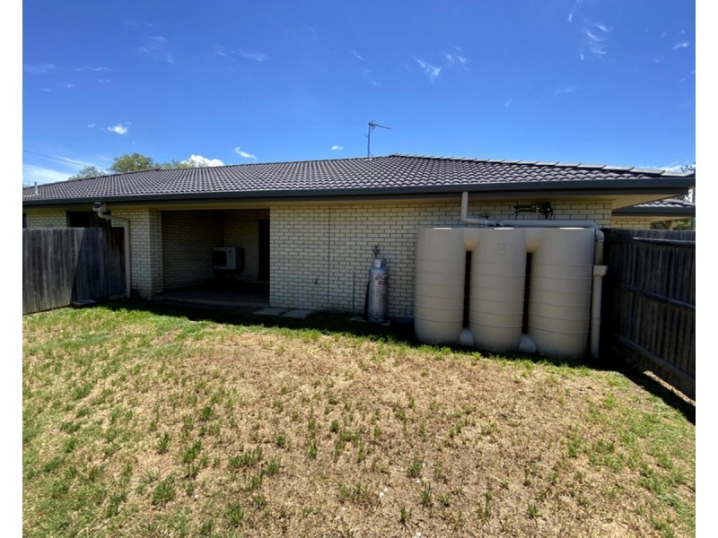 2/15 Junabee Road, Warwick QLD 4370