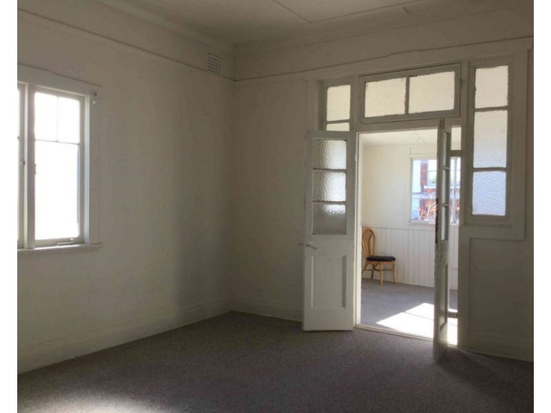 4/151 Palmerin Street, Warwick QLD 4370