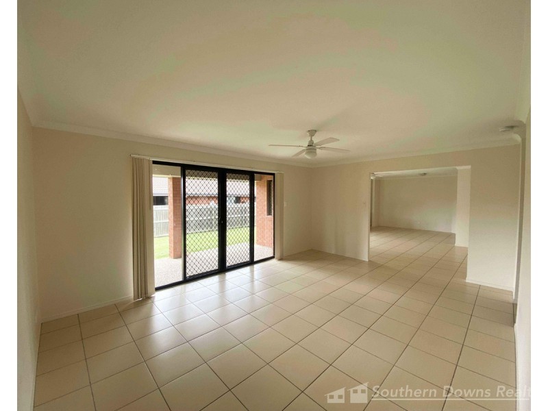 35 Horsman Road, Warwick QLD 4370