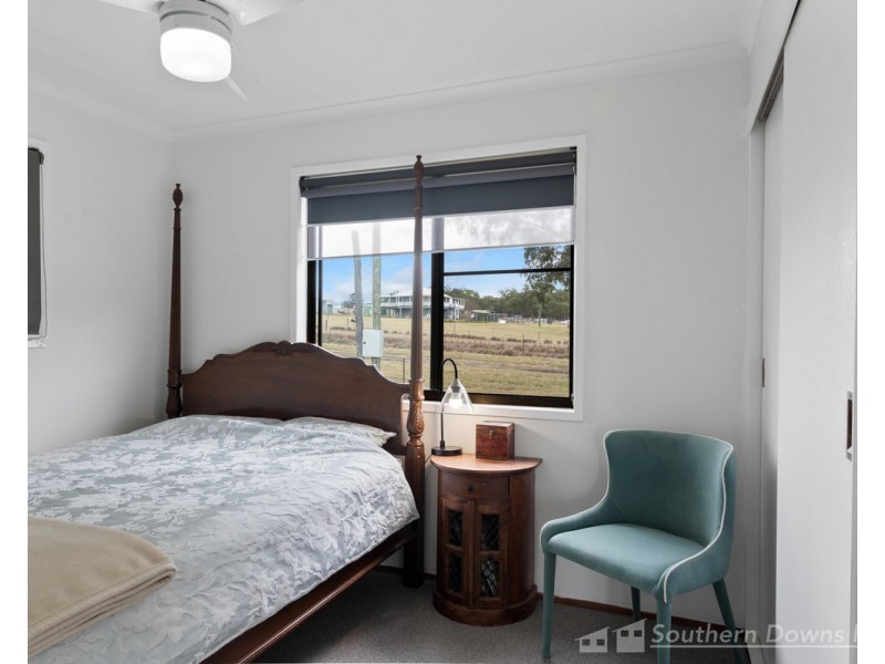 195 Kirklands Road, Deuchar QLD 4362