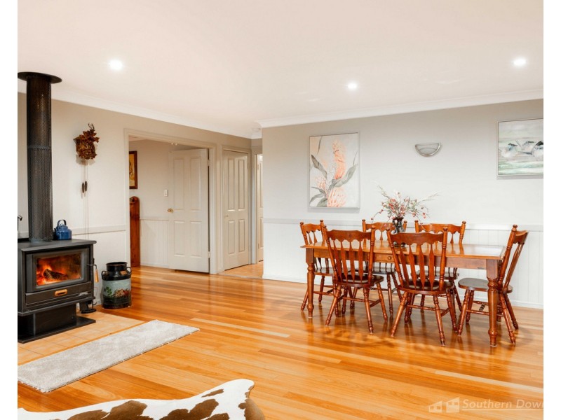 14 Charlie Doy Place, Rosehill QLD 4370