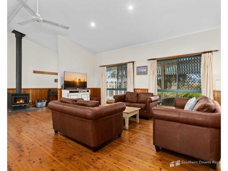 496 Forest Plain Road, Allora QLD 4362