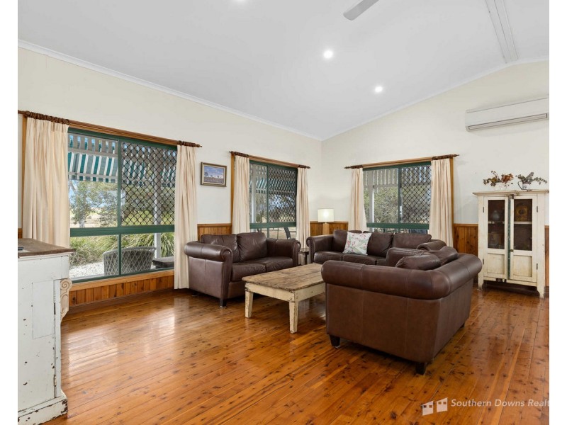 496 Forest Plain Road, Allora QLD 4362