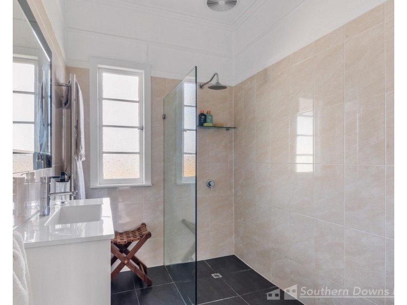 98 L Mauchs Road, Yangan QLD 4371