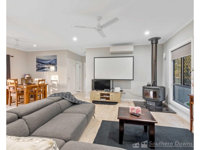 52 Watts Street, Maryvale QLD 4370