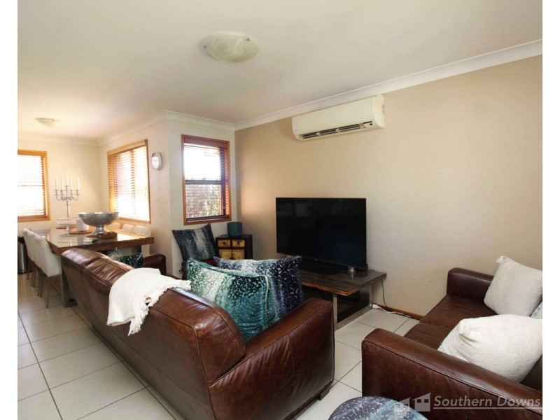 1/27A Myall Avenue, Warwick QLD 4370