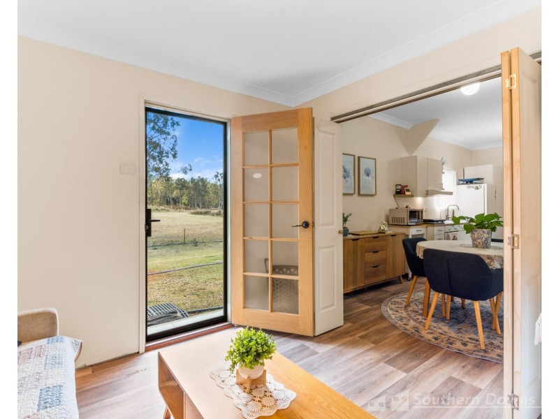 1 Ahern Lane, Pratten QLD 4370