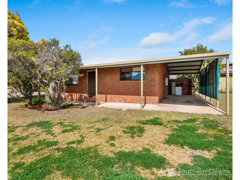 11 Margaret Street, Warwick QLD 4370