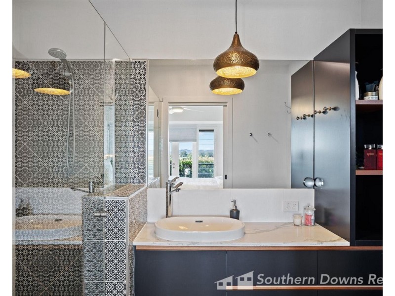 231 Lyndhurst Lane, Rosenthal Heights QLD 4370