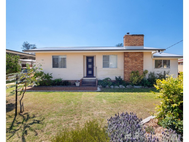 21 Locke Street, Warwick QLD 4370