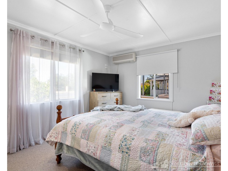21 Locke Street, Warwick QLD 4370