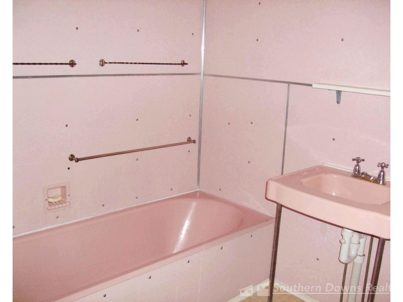 30 Wood Street, Warwick QLD 4370