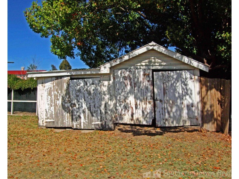 30 Wood Street, Warwick QLD 4370