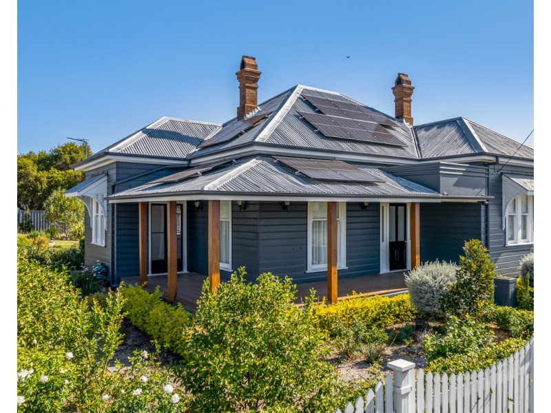 74 Wood Street, Warwick QLD 4370