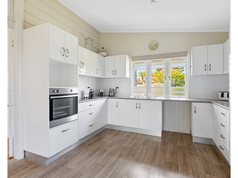 74 Wood Street, Warwick QLD 4370