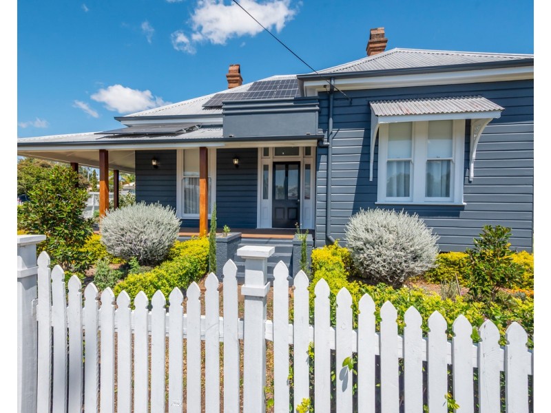 74 Wood Street, Warwick QLD 4370