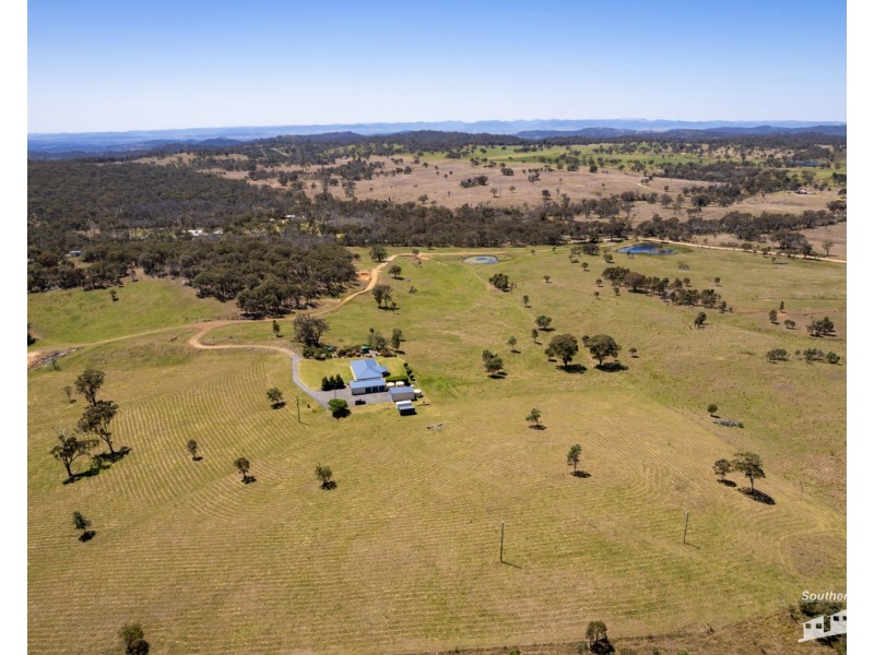 4 Browns Road, Dalveen QLD 4374