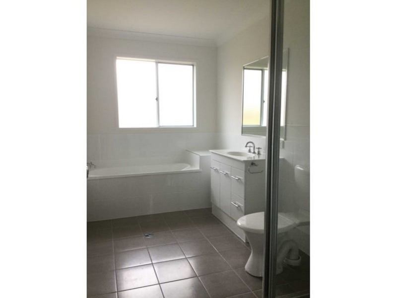 8 Tanna Drive, Warwick QLD 4370