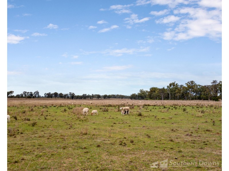 140 Wickhams Road, Karara QLD 4352