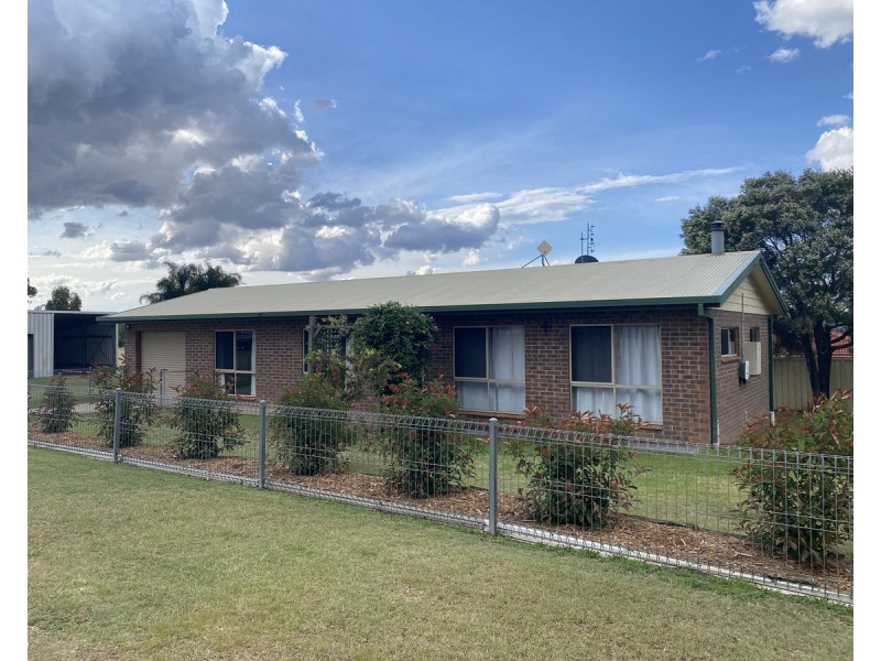 1 Howard Street, Warwick QLD 4370