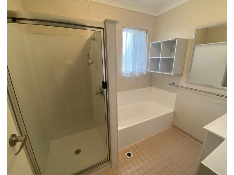 1 Howard Street, Warwick QLD 4370