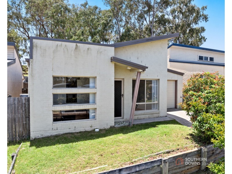 15 Augusta Close, Warwick QLD 4370