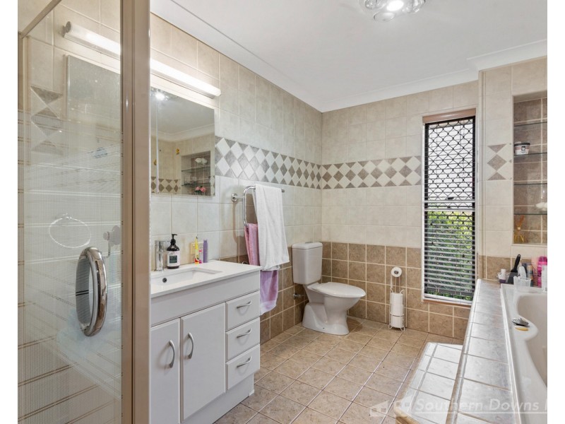 321 Glen Road, Rosenthal Heights QLD 4370