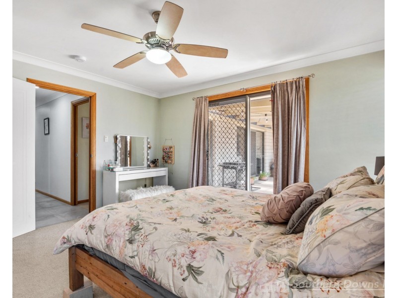321 Glen Road, Rosenthal Heights QLD 4370
