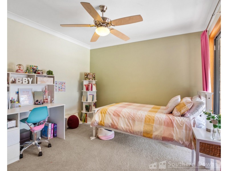 321 Glen Road, Rosenthal Heights QLD 4370