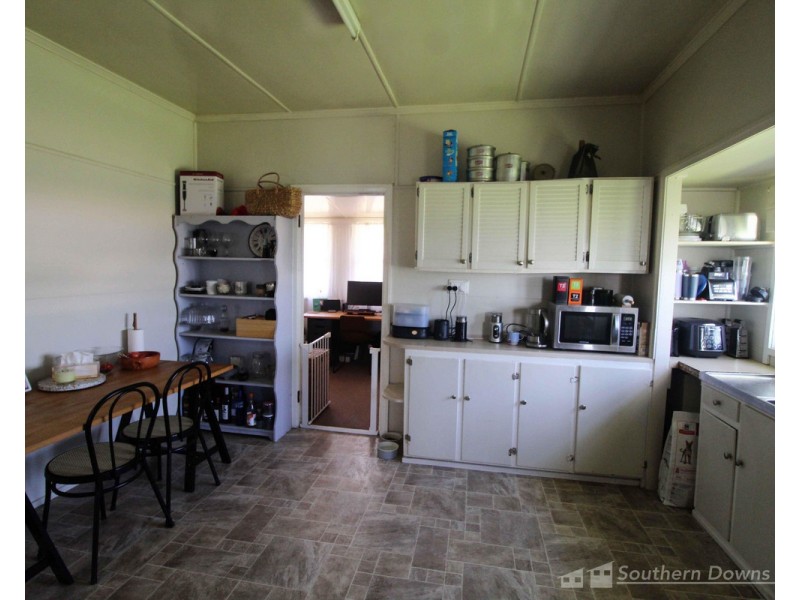 1 Clarke Street, Warwick QLD 4370