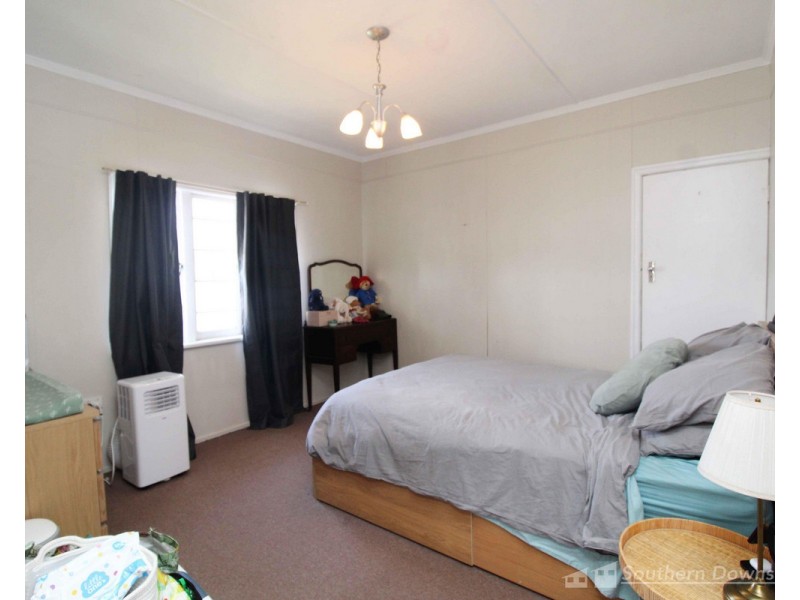 1 Clarke Street, Warwick QLD 4370