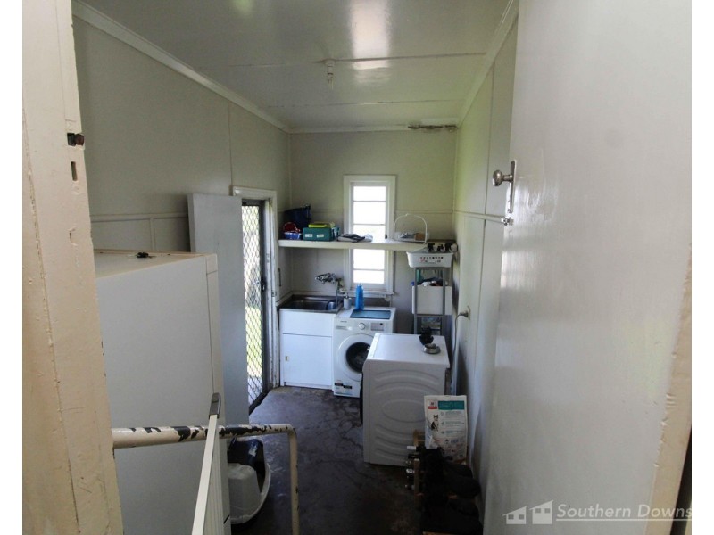 1 Clarke Street, Warwick QLD 4370