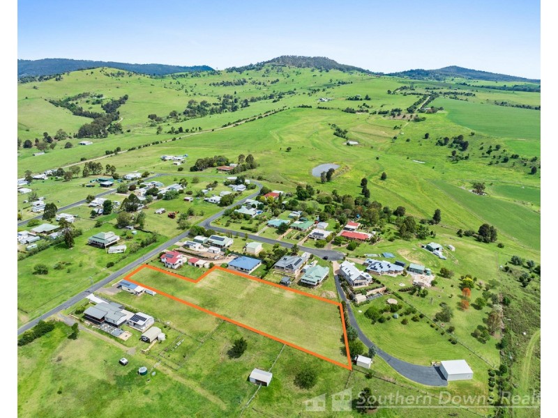 24 Poinsettia Street, Killarney QLD 4373