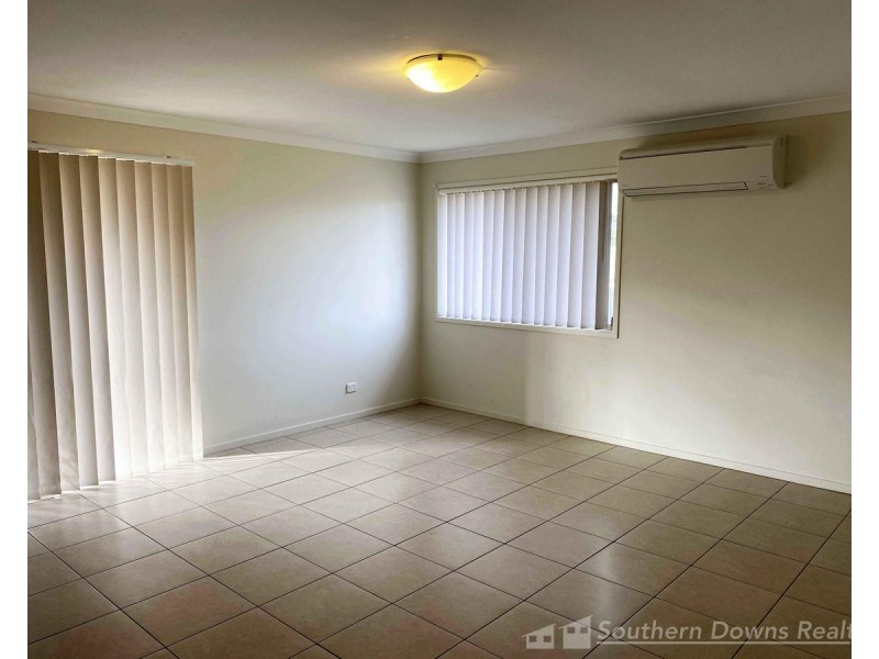 12 Sharon Drive, Warwick QLD 4370