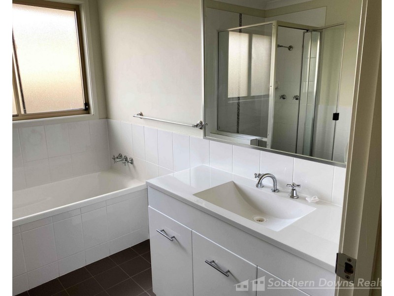 12 Sharon Drive, Warwick QLD 4370
