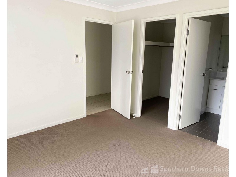 12 Sharon Drive, Warwick QLD 4370