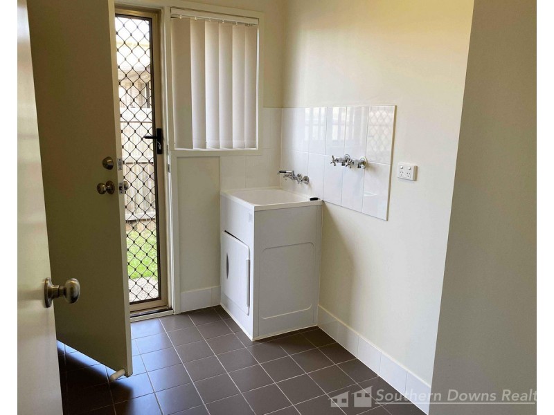 12 Sharon Drive, Warwick QLD 4370