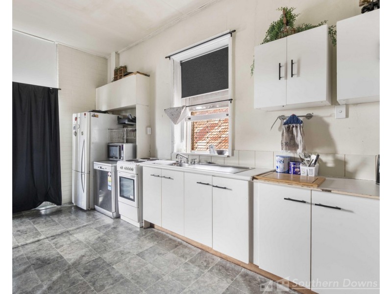 38 Palmerin Street, Warwick QLD 4370