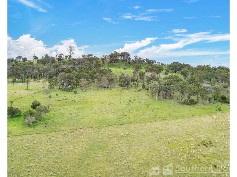 15 Lochiel Road, Dalveen QLD 4374