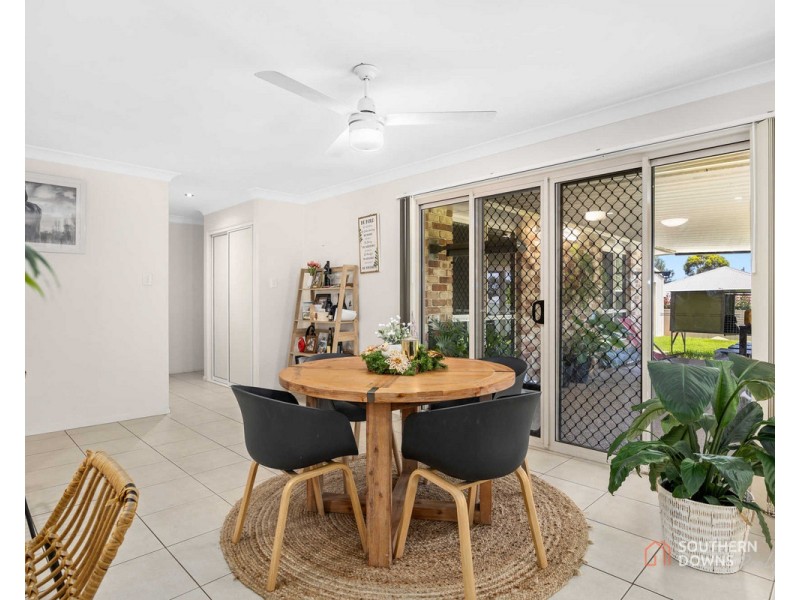 203 Ogilvie Road, Warwick QLD 4370