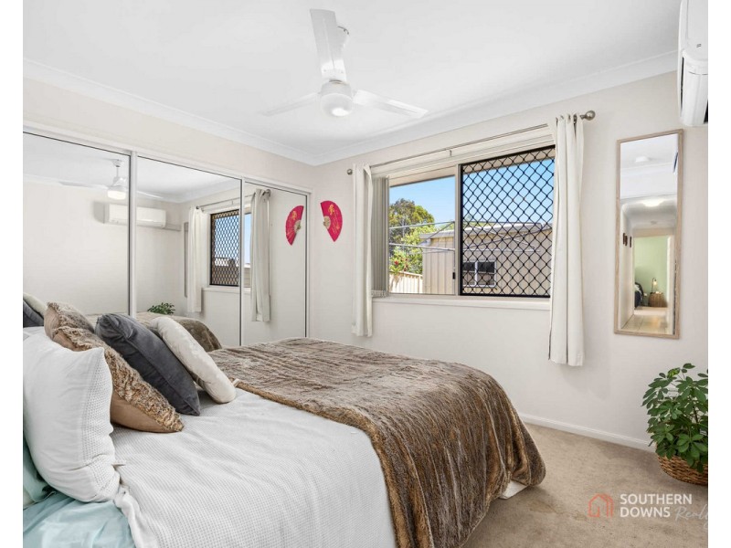 203 Ogilvie Road, Warwick QLD 4370