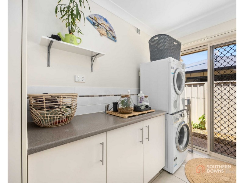 203 Ogilvie Road, Warwick QLD 4370