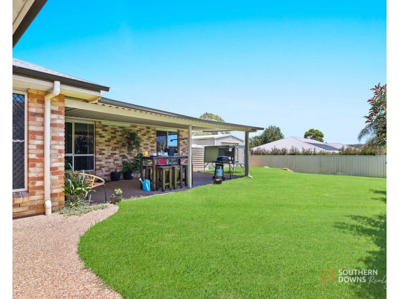 203 Ogilvie Road, Warwick QLD 4370