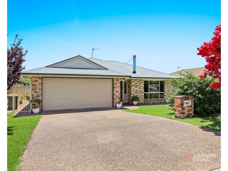 203 Ogilvie Road, Warwick QLD 4370