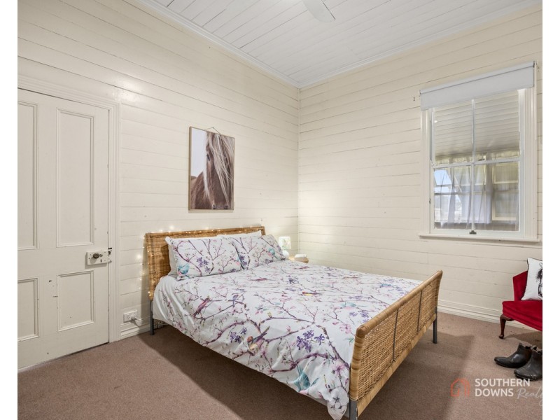 8A Ailanthus Street, Killarney QLD 4373